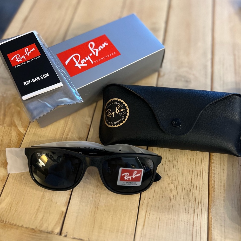 Brand new authentic Ray-Ban Andy sunglasses